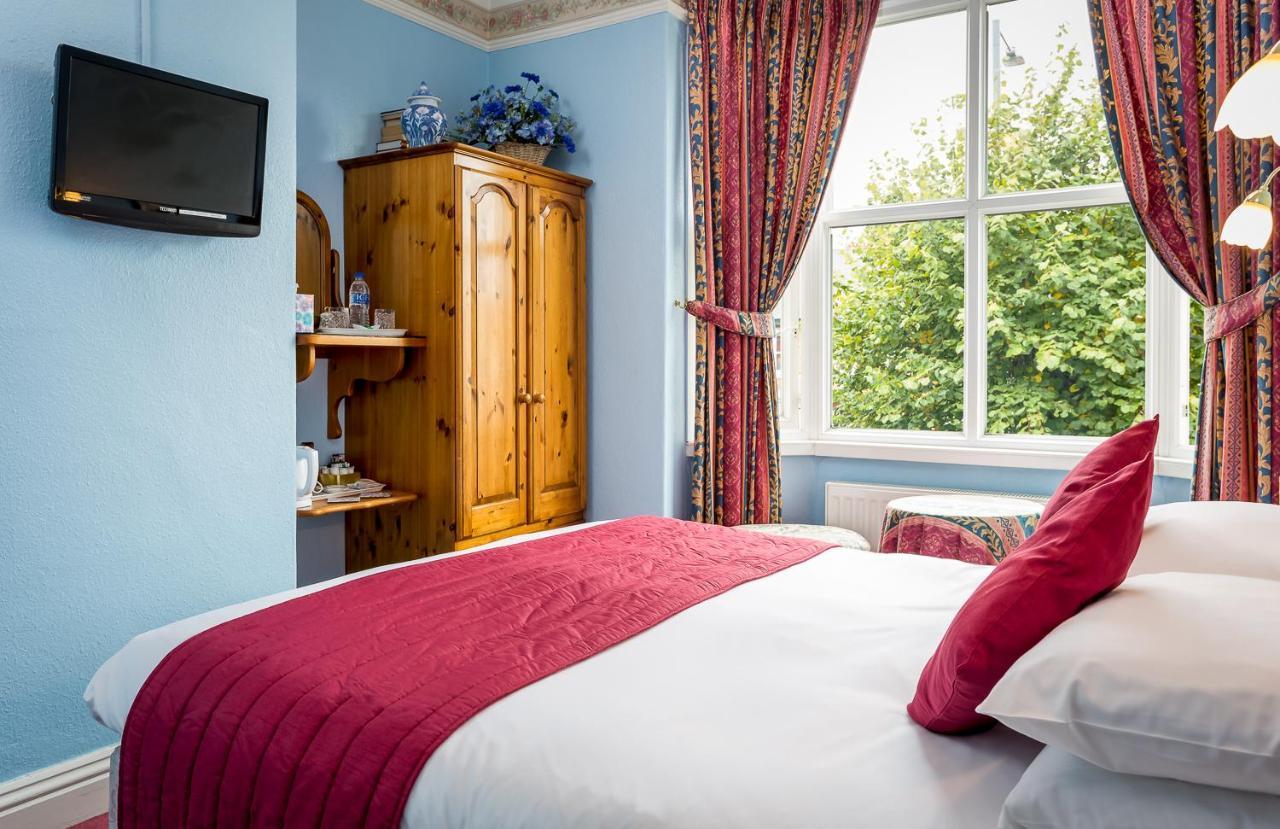 Broadlands Guest House Stratford-upon-Avon Exterior photo