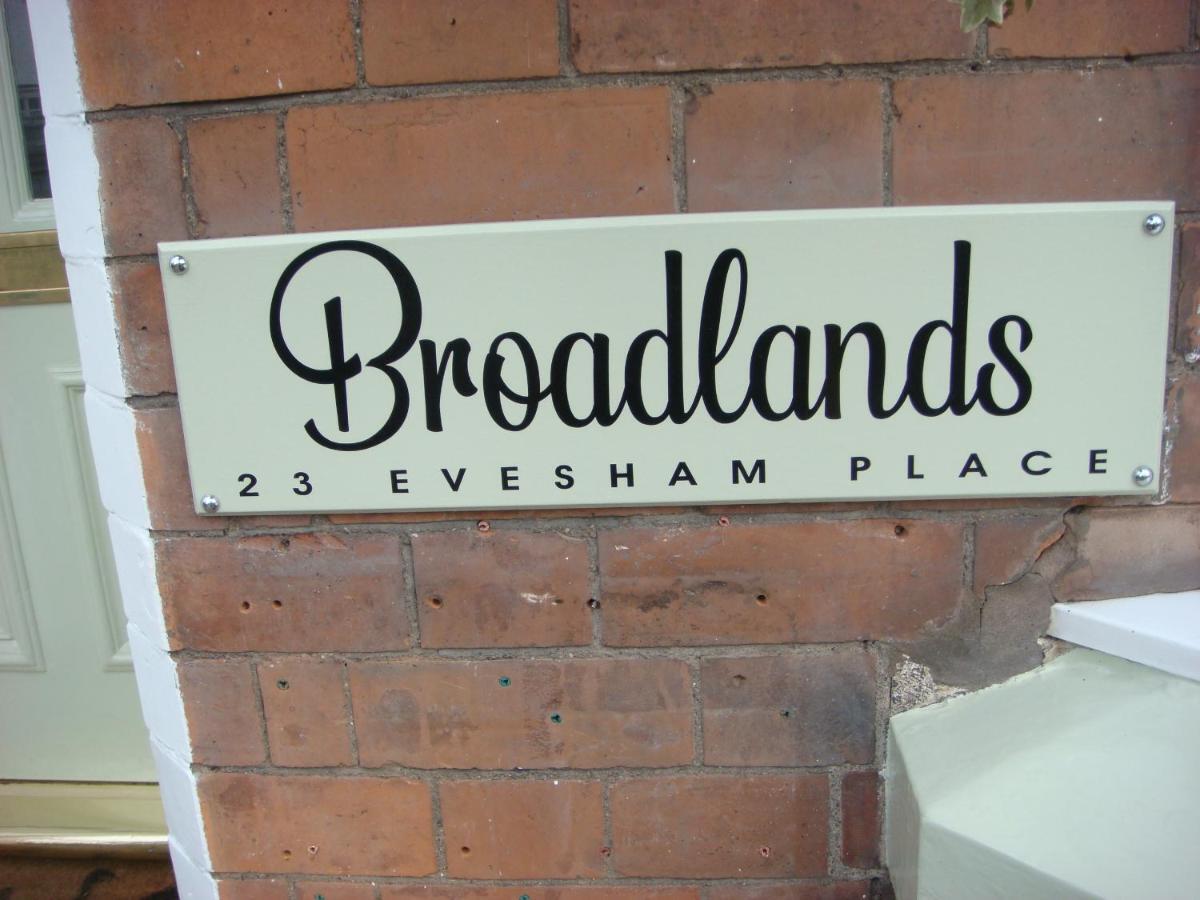 Broadlands Guest House Stratford-upon-Avon Exterior photo